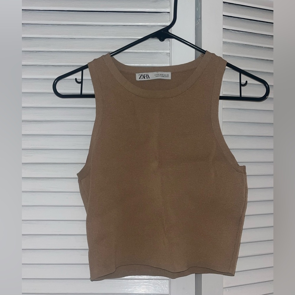 Zara Women's Beige Sleeveless Top